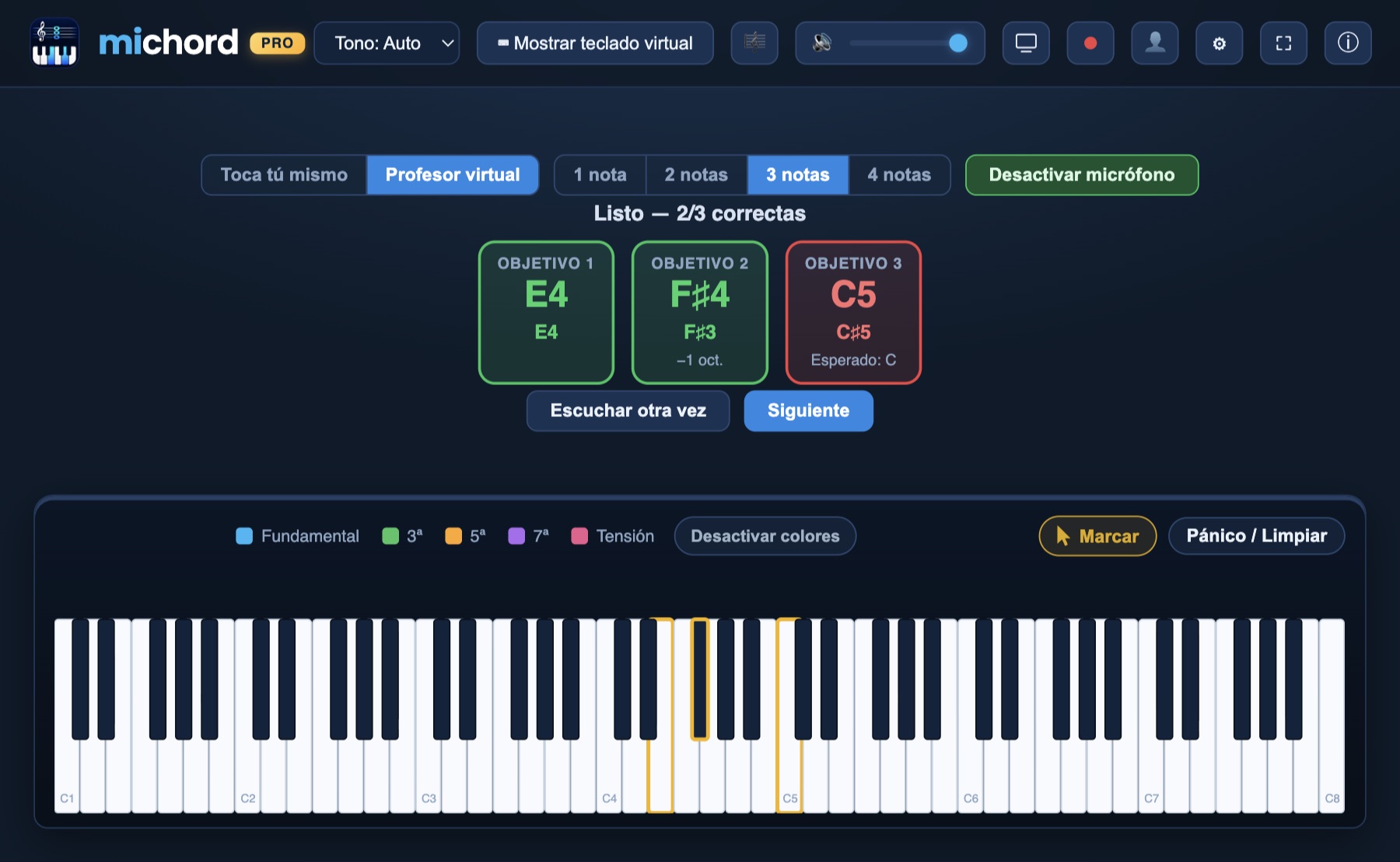 Ronda de entrenamiento auditivo de Michord: modo Profesor virtual con 3 notas, tres tarjetas objetivo en fila; las dos primeras verdes y la tercera roja con la nota esperada